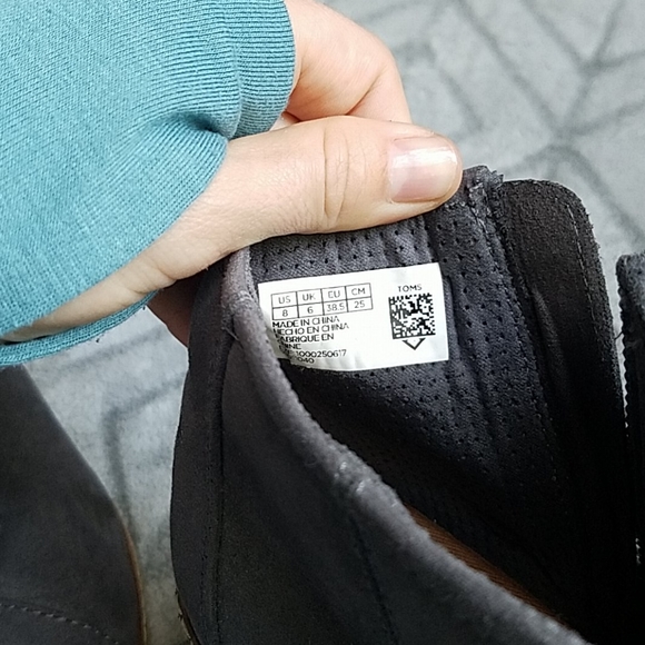 TOMS Booties - Picture 3 of 4